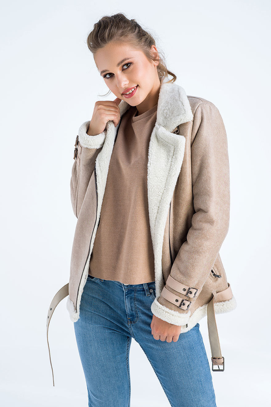Beige Biker Bomber Lammfelljacke mit cremefarbenem Shearling-Fell