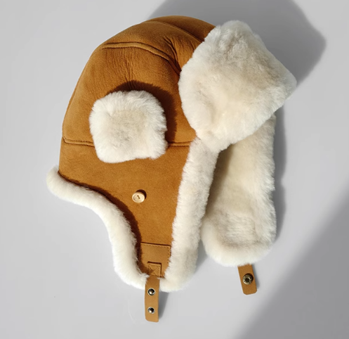 Merinowolle Fliegermütze mit Ohrenschutz – Echtes Wildleder & Plüsch