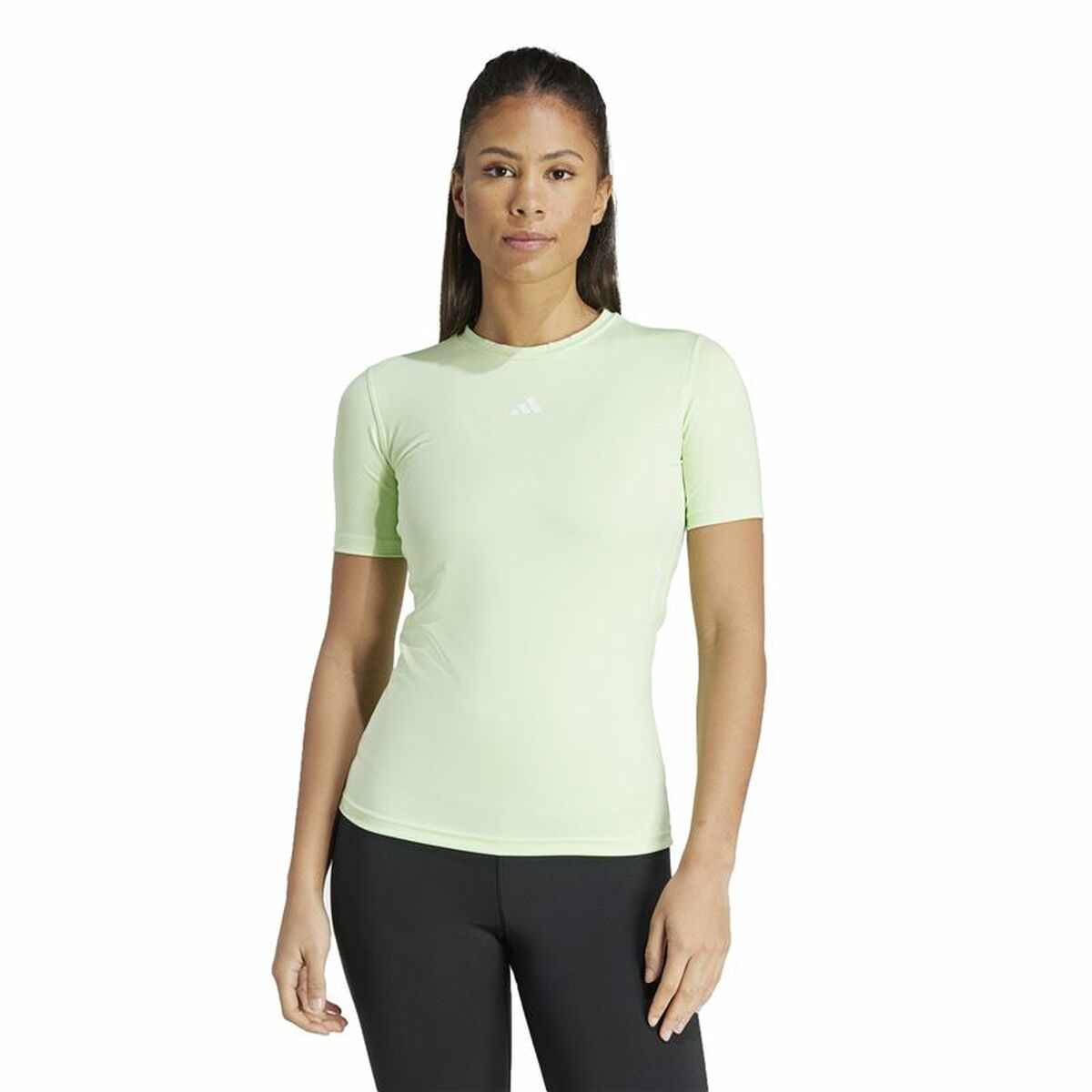 Damen T-Shirt Adidas ESSENTIALS TECHFIT TRAIN Lime Green Light Grey