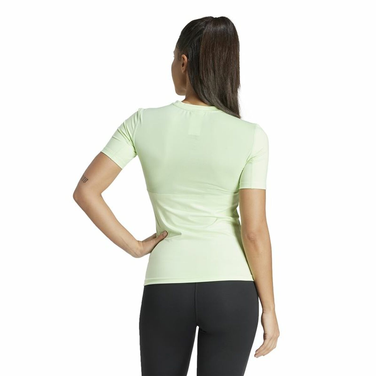 Damen T-Shirt Adidas ESSENTIALS TECHFIT TRAIN Lime Green Light Grey
