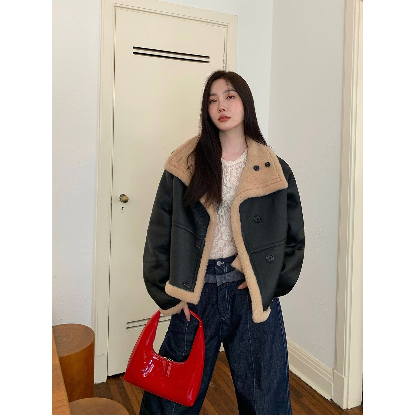 "Corner Coffee" Merino-Schafsfell Stehkragen Motorrad-Wendejacke – Damen Pelzmantel