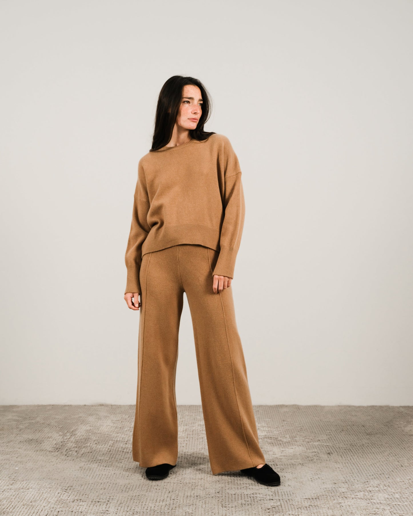 Cashmere Mix Pullover mit Rundhals – Relaxed Fit