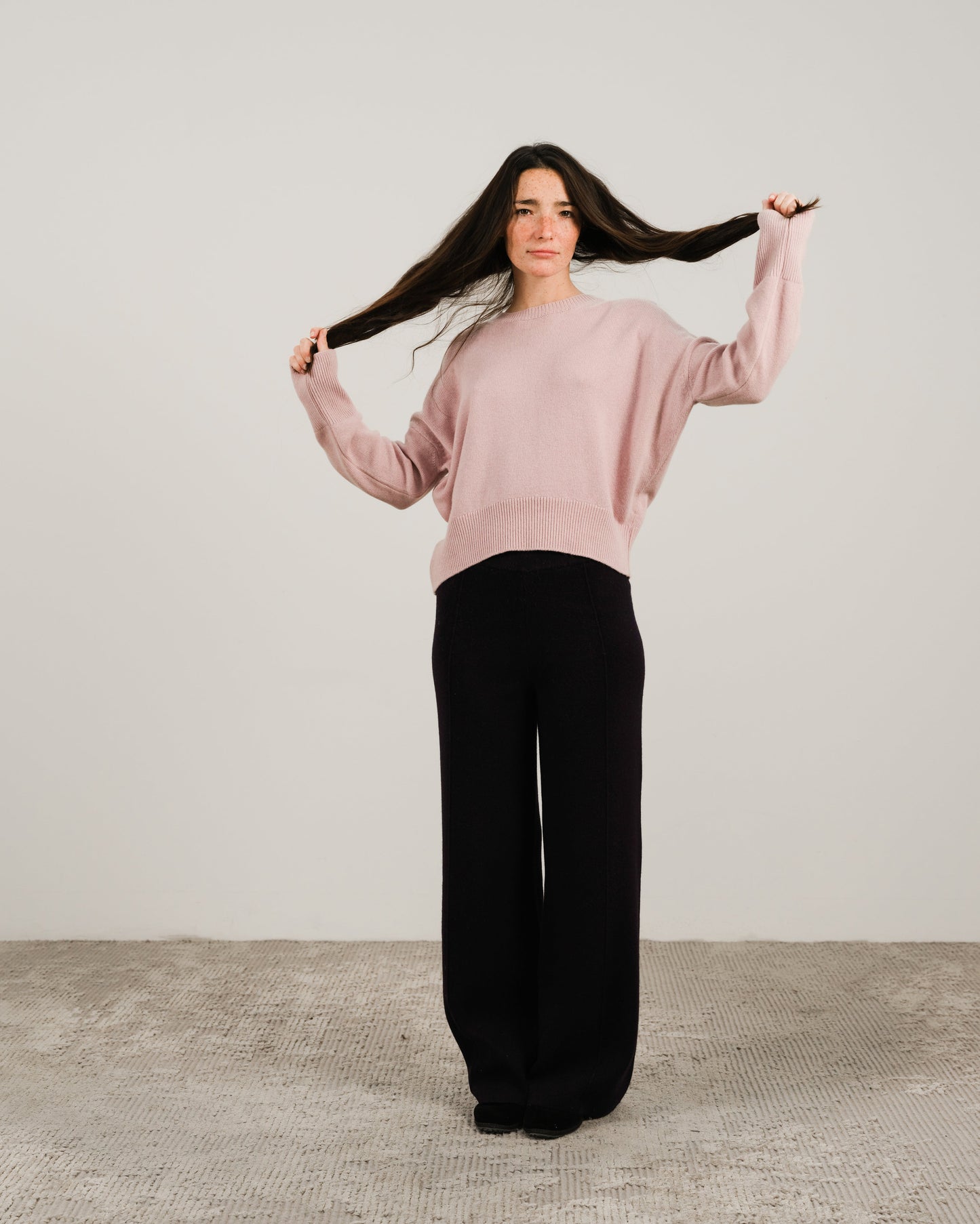 Cashmere Mix Pullover mit Rundhals – Relaxed Fit