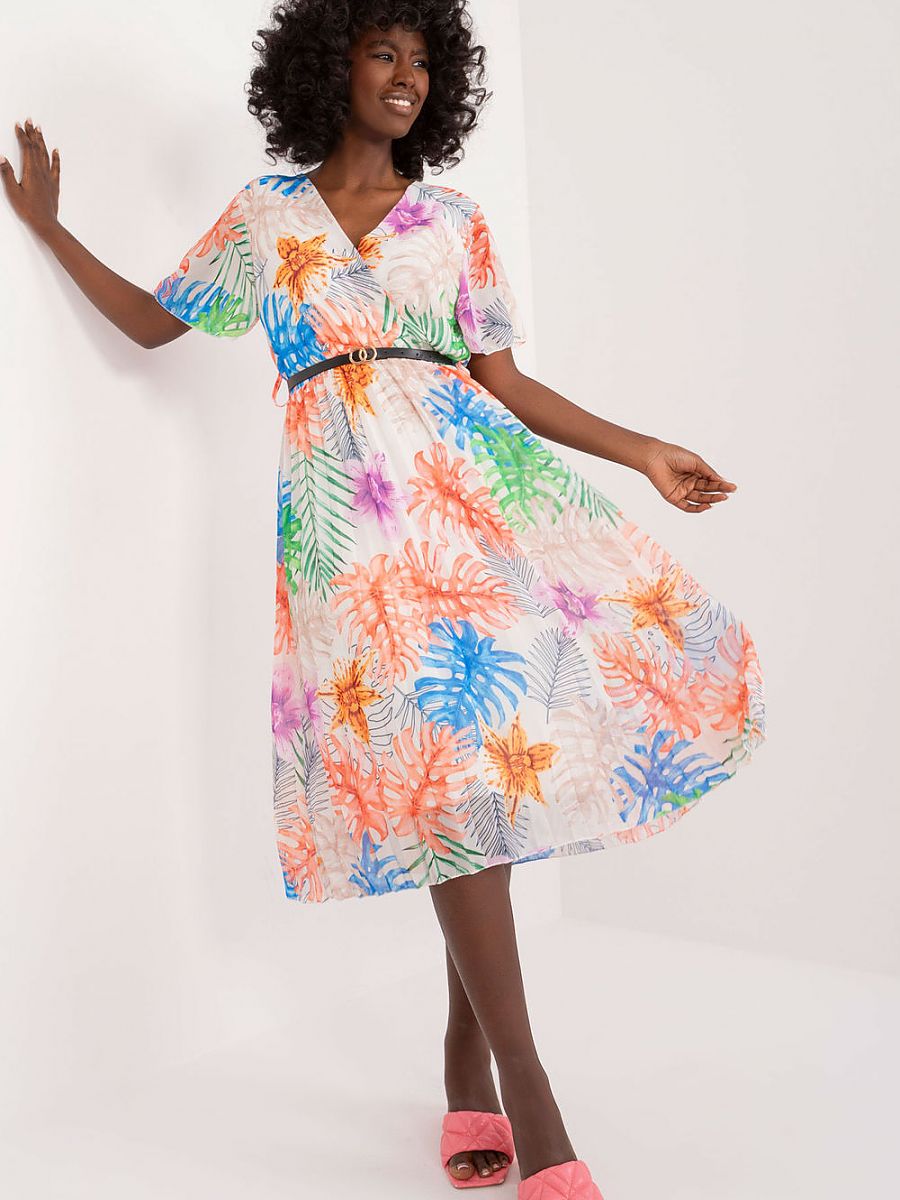 Midi-Kleid mit Wickelausschnitt und Faltenrock von Italy Moda