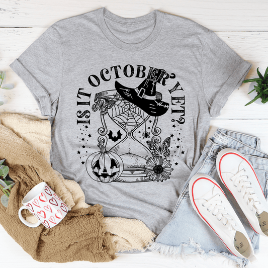 Ist es schon Oktober? Kürbis T-Shirt – Unisex Halloween Shirt